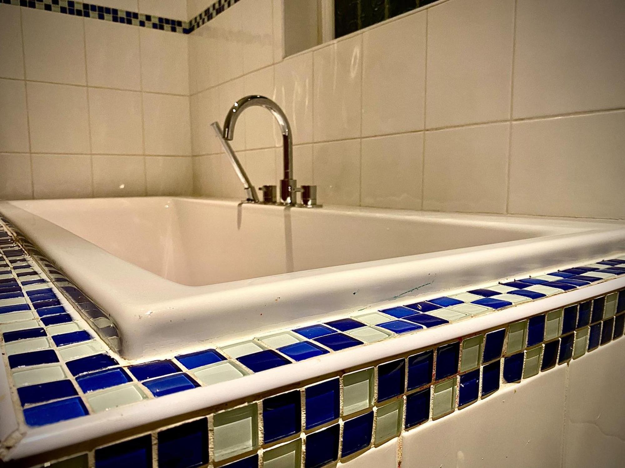 Villa Sleeps10-Parking-Garden-Hottub-Petfriendly à Blackpool Extérieur photo